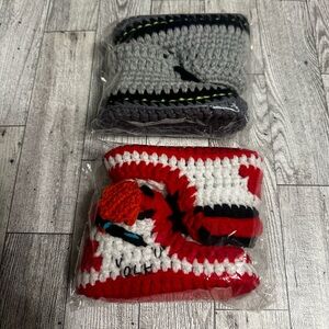 New knitted infant booties 2 pair